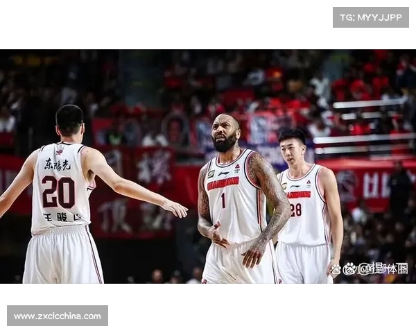 NBA季后赛激战正酣 多支球队展现强势实力争夺冠军荣耀 NBA季后赛激战正酣 多支球队展现强势实力争夺冠军荣耀
